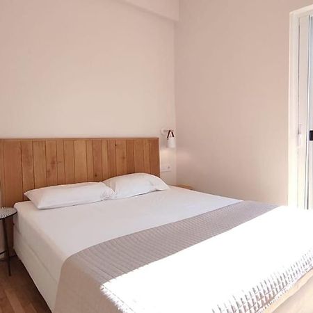 Harmony Suite In The Center Of 卡拉马塔 外观 照片
